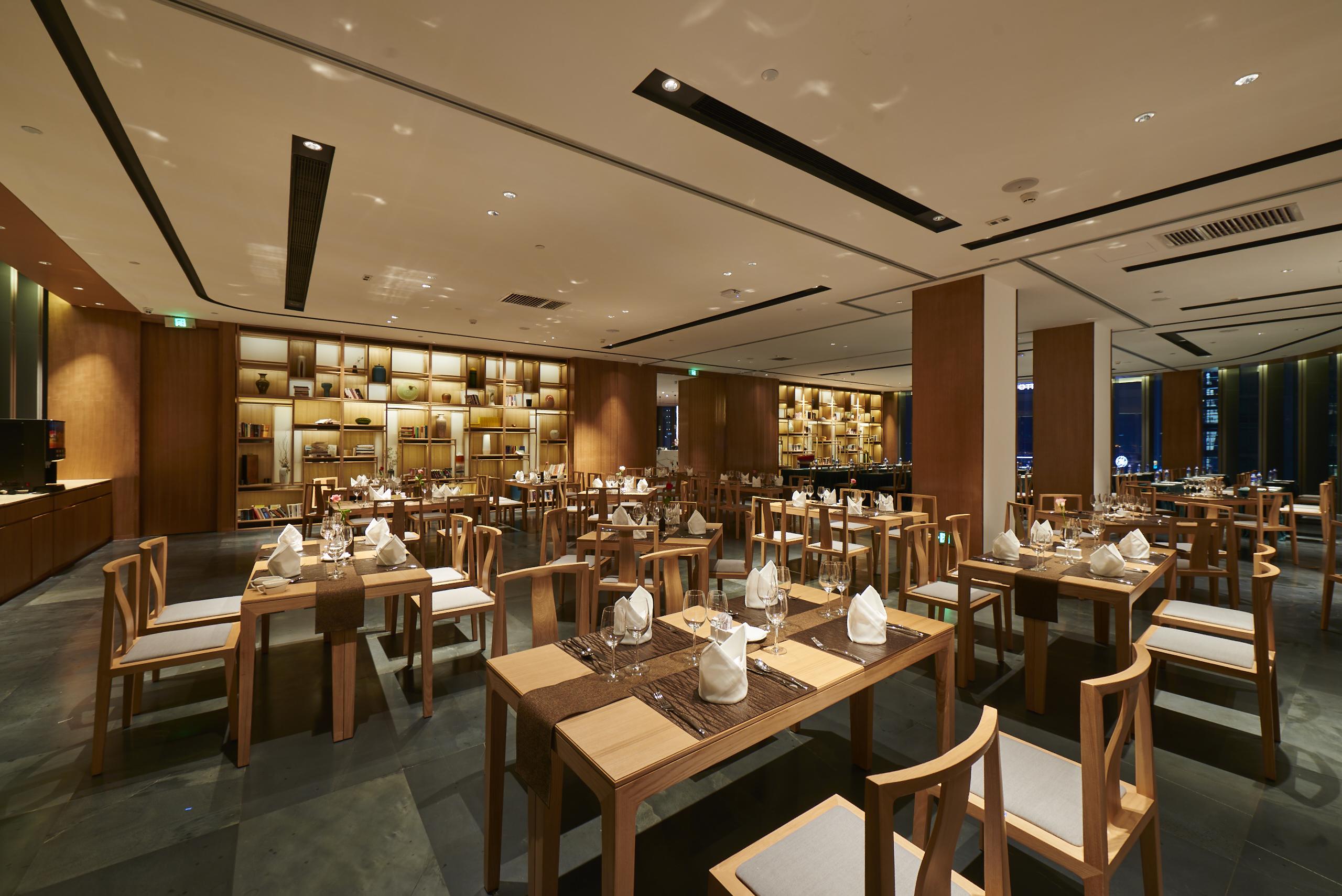 Holiday Inn Guangzhou Zhujiang New Town By Ihg Экстерьер фото