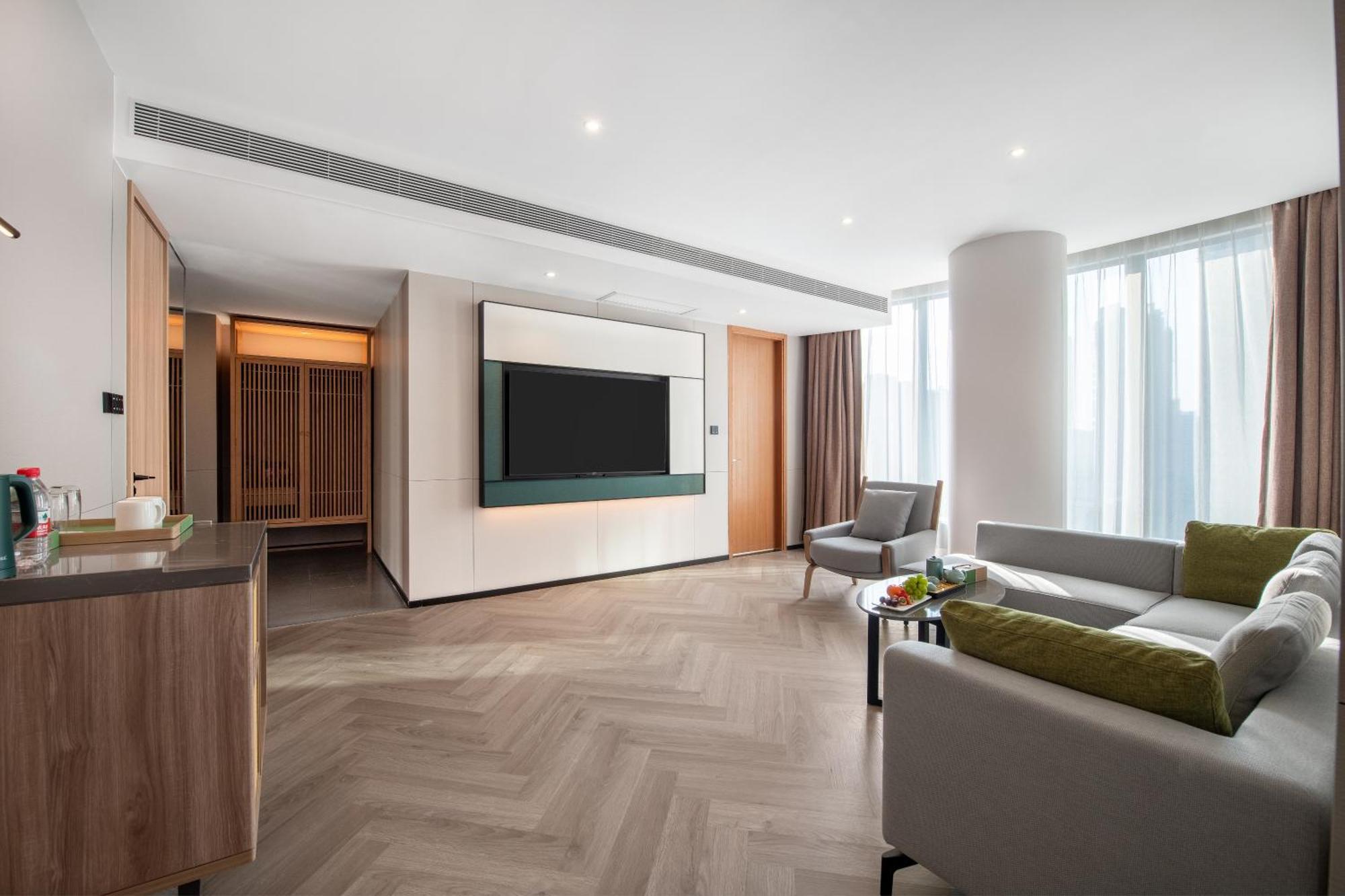 Holiday Inn Guangzhou Zhujiang New Town By Ihg Экстерьер фото