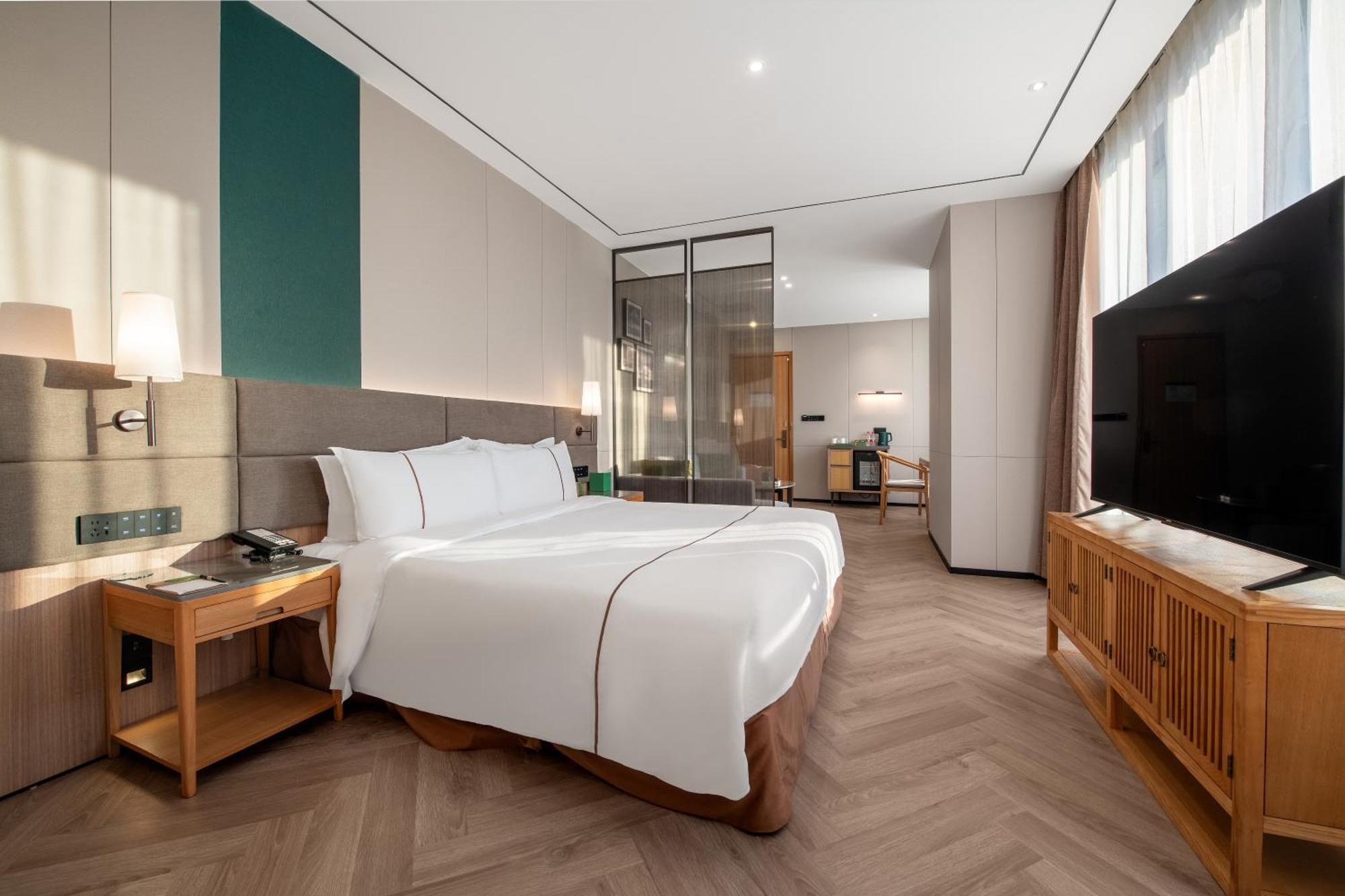 Holiday Inn Guangzhou Zhujiang New Town By Ihg Экстерьер фото