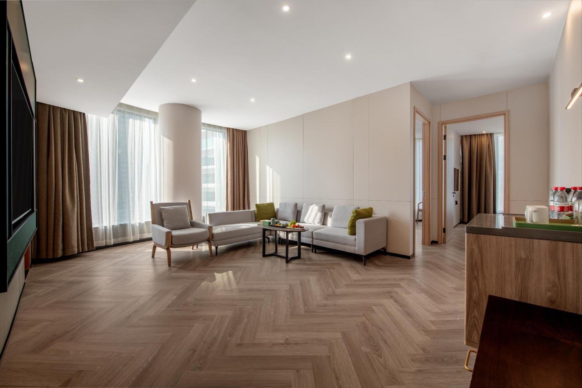 Holiday Inn Guangzhou Zhujiang New Town By Ihg Экстерьер фото