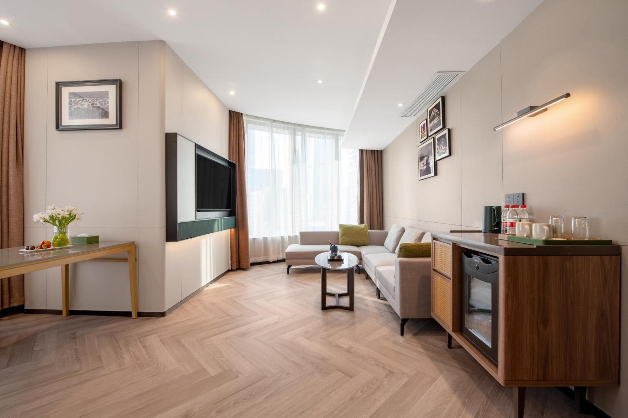 Holiday Inn Guangzhou Zhujiang New Town By Ihg Экстерьер фото