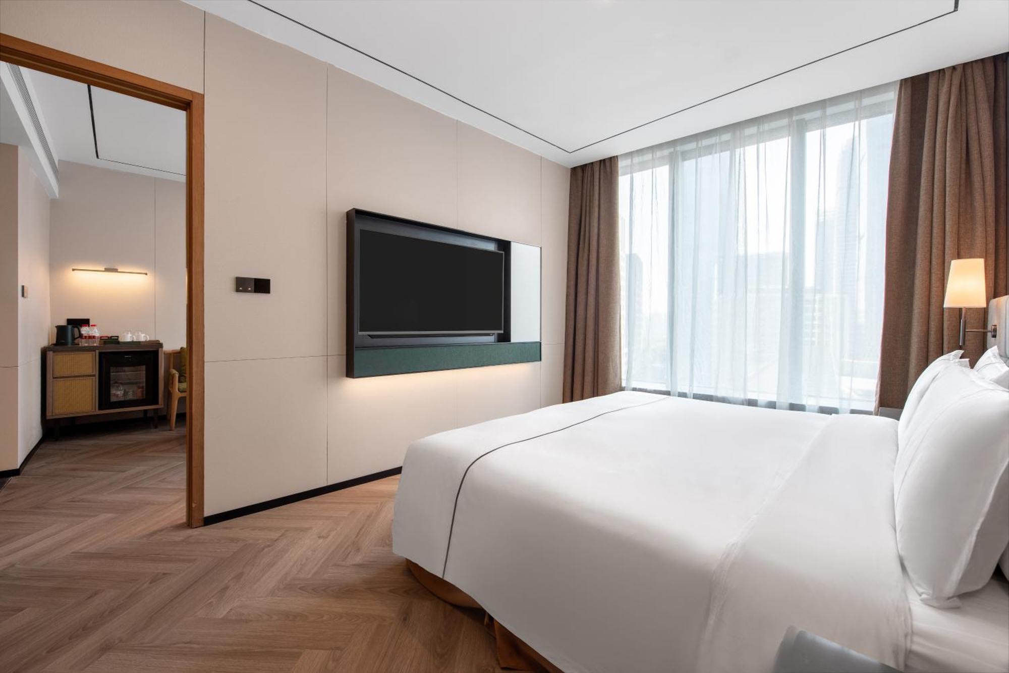 Holiday Inn Guangzhou Zhujiang New Town By Ihg Экстерьер фото
